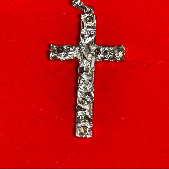 Large Jesus Pendant and crosses with simulated diamonds. More to be added. - Picture 4 of 12